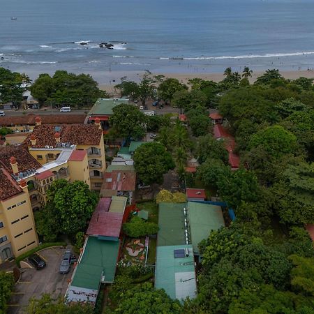 Hotel Marielos Tamarindo Exteriör bild